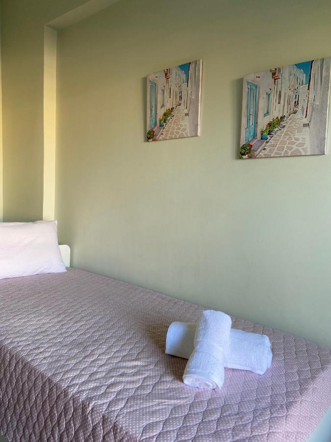 Mpanos Sea Apartment 1 Loutra Elenis Exterior foto